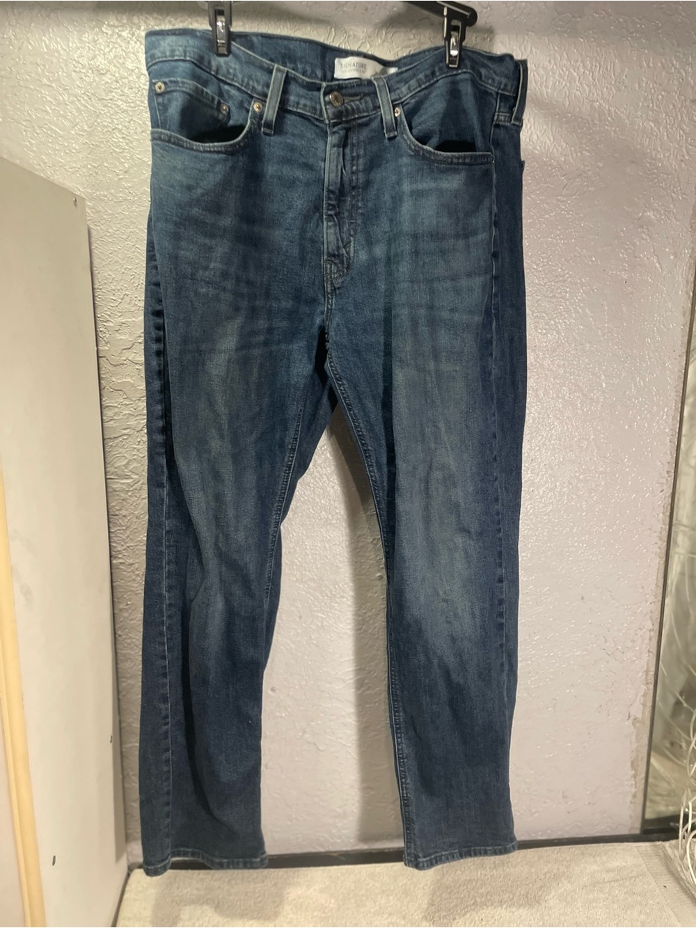 Levi's Men’s Straight-Leg Denim Jeans in Medium Blue
